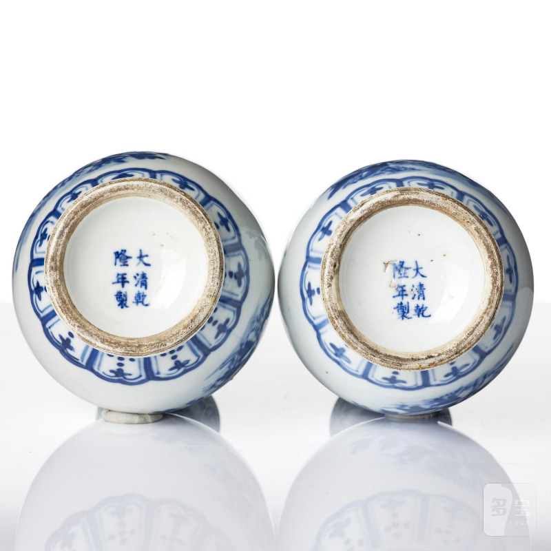 A pair of blue and white 'peony and birds' vases, - 图7